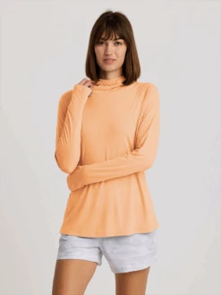 Free Fly Women's Bamboo Lightweight Hoodie II 13 Free Fly Women's Bamboo Lightweight Hoodie II -Outlet Angling Store 240411 FreeFly Spring25 Shot186 2846 1