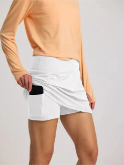 Free Fly Women's All Day Skort -Outlet Angling Store Allday Skort model pocket detail
