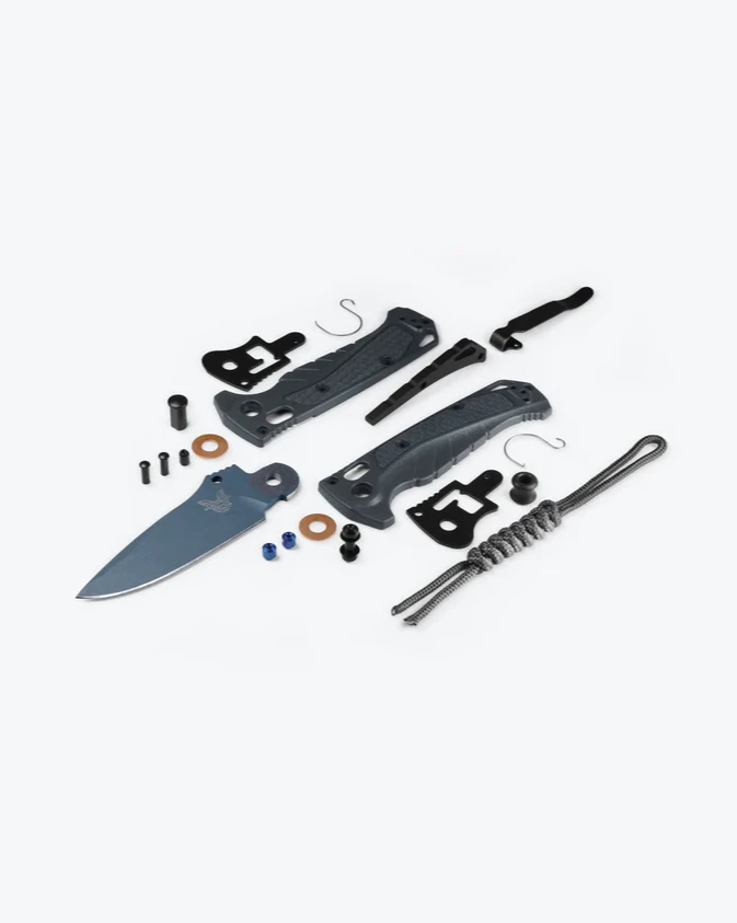 Benchmade Mini Adira | Tempest Gray | Drop-Point 7 Benchmade Mini Adira | Tempest Gray | Drop-Point - Image 5