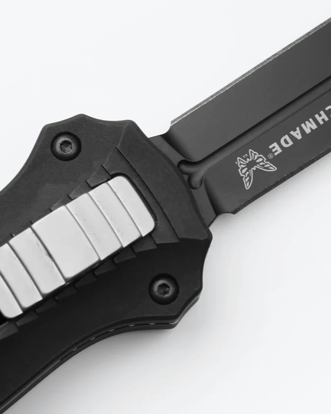 Benchmade Mini Infidel | Black Aluminum 6 Benchmade Mini Infidel | Black Aluminum - Image 4