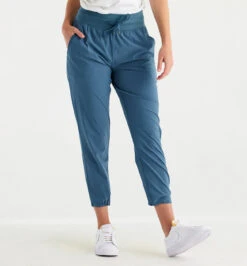 Free Fly Women's Cropped Pant 13 Free Fly Women's Cropped Pant -Outlet Angling Store breeze crop pant pacific blue women 2